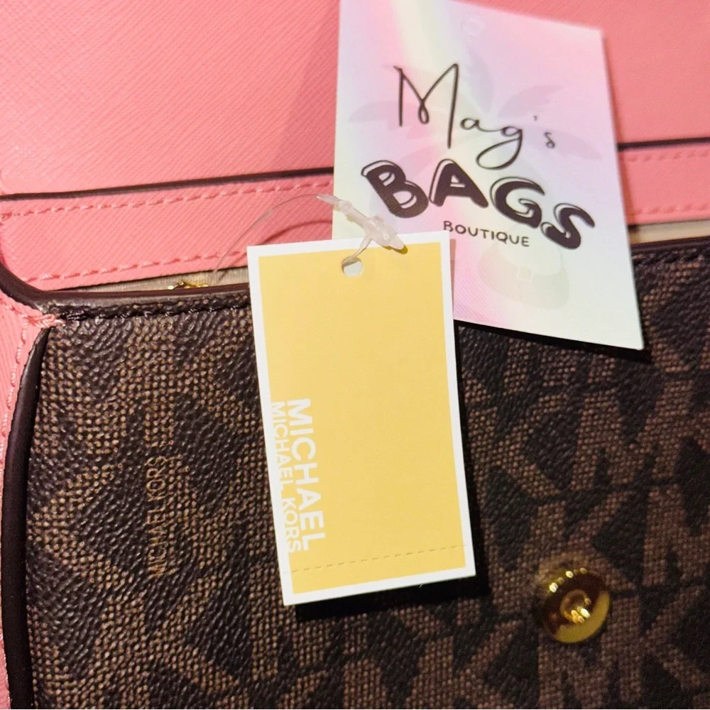 Michael Kors: MK Logo Signature Monogram Flap Primrose Crossbody Bag - Picture 10 of 13
